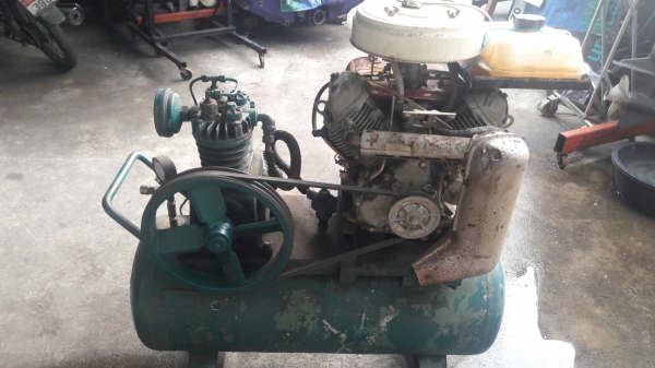 ปั๊มลม เครื่อง KUBOTA GN 2900 เก่าญี่ปุ่น