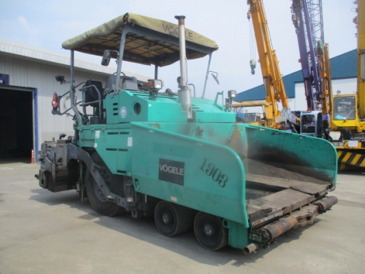 ถึงไทยแล้ว VOGELE S1903 ปี2001 เครื่อง DEUTZ ขับ 6*6 จากญี่ปุ่น พร้อมตัวต่อ8เมตร 092-929-9942 ธีรเทพ ถึงไทยแล้ว VOGELE S1903 ปี2001 เครื่อง DEUTZ ขับ 6*6 จากญี่ปุ่น พร้อมตัวต่อ8เมตร 092-929-9942 ธีรเทพ