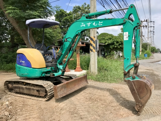 KOMATSU 30MR-1 ขนาดPC-30 <มีVDOให้ชม> รถเก่านอกแท้☎️ติดต่อ 085-5632278 (ราคาต่อรองได้)