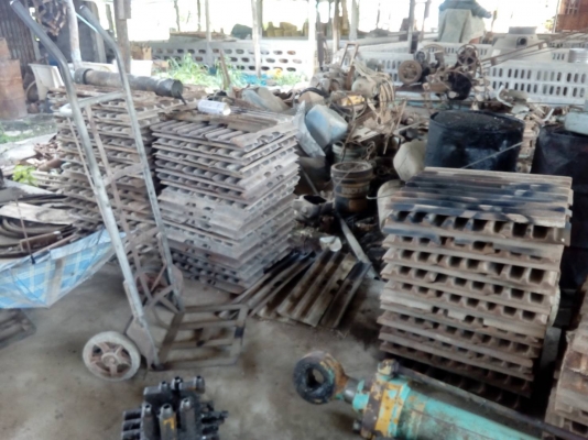 ขายแผ่นแทรกรถแมคโค SK-120-5 แผ่นยาว50 ซม. แผ่นแท้คับ ขายแผ่นละ 350 บาท