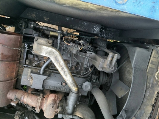 ขายรถแบคโฮ KOMATSU PC120-5 ตัวเดินใหญ่ มีระบบหัวกระแทก บูมอาร์มสวย เอวใหม่ ราคา 320000