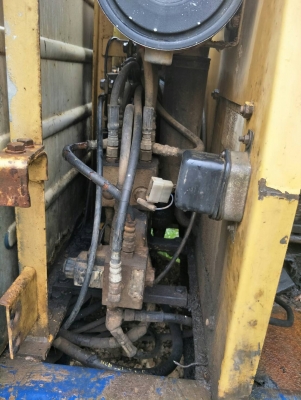 ขายรถแบคโฮ KOMATSU PC120-5 ตัวเดินใหญ่ มีระบบหัวกระแทก บูมอาร์มสวย เอวใหม่ ราคา 320000