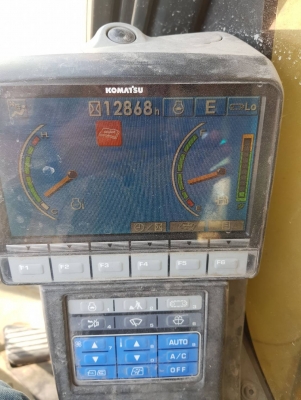 ขายรถแบคโฮ KOMATSU PC200-8 ใช้งาน 12,xxx ชั่วโมง สภาพดี พร้อมใช้งาน เอกสารเล่มทะเบียน