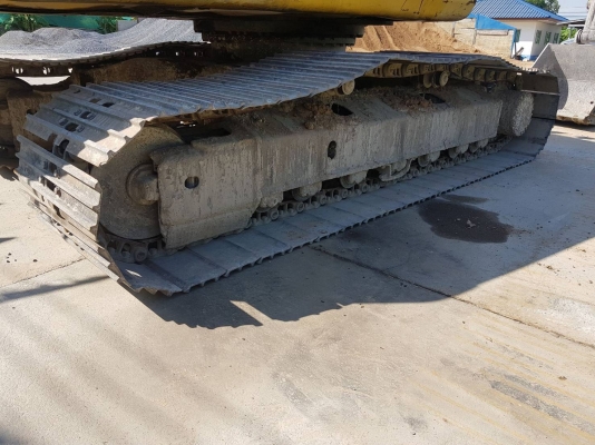 ขายรถแบคโฮ KOMATSU PC200-8 ใช้งาน 12,xxx ชั่วโมง สภาพดี พร้อมใช้งาน เอกสารเล่มทะเบียน