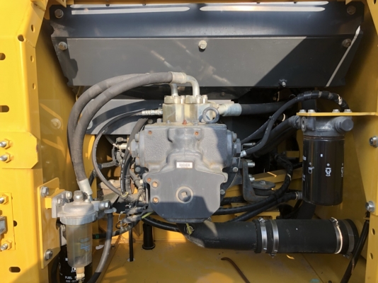 ขายรถแบคโฮ KOMATSU PC200-7 ใช้งาน 5 พันชั่วโมง ปี 2012 ซีเรียลสูง รุ่นท้าย ๆ สภาพนางฟ้า