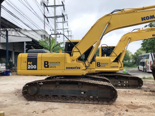 ขายรถแบคโฮ KOMATSU PC200-7 ใช้งาน 5 พันชั่วโมง ปี 2012 ซีเรียลสูง รุ่นท้าย ๆ สภาพนางฟ้า