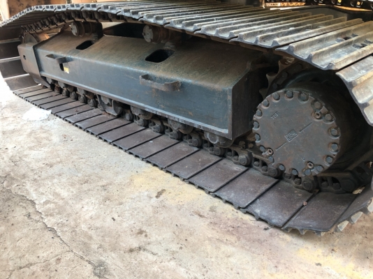 ขายรถแบคโฮ KOMATSU PC200-7 ใช้งาน 5 พันชั่วโมง ปี 2012 ซีเรียลสูง รุ่นท้าย ๆ สภาพนางฟ้า