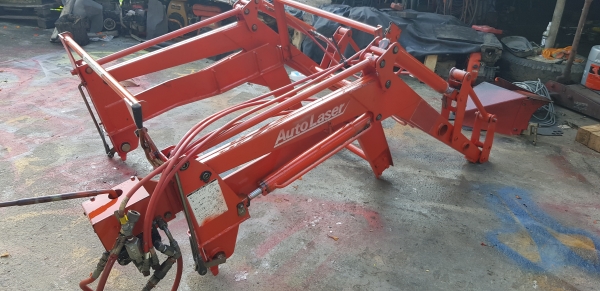 รถไถนั่งขับพร้อมใช้งาน 18 แรง พร้อมโรตารี พร้อมชุดตักหน้า