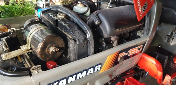 รถไถนั่งขับพร้อมใช้งาน 18 แรง พร้อมโรตารี พร้อมชุดตักหน้า