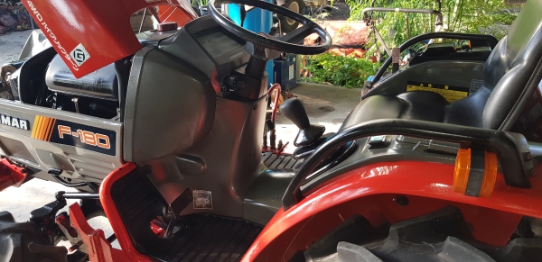 รถไถนั่งขับพร้อมใช้งาน 18 แรง พร้อมโรตารี พร้อมชุดตักหน้า