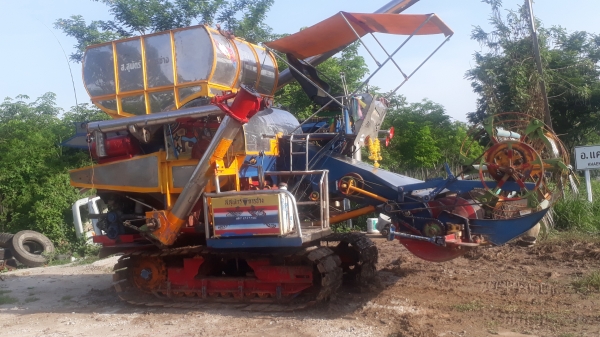 ขายรถเกี่ยข้าว ขายรถเกี่ยข้าว