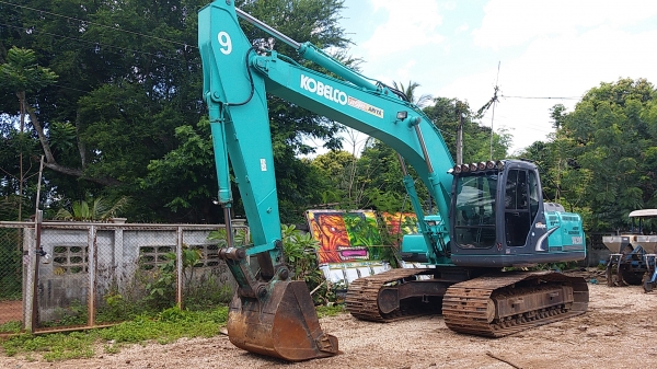 ขาย 1,690,000 KOBELCO sk 200-8 super เล่มทะเบียนภาษีไม่ขาด ไฟฟ้าครบ เครื่องดี ปั้มแรง เอวแน่น ช่วงล่างเต็ม แอร์เย็น รถสวยพร้อมใช้เอกสารพร้อมโอน รถอยู่ กทม. 090-772-3710 090-772-3708