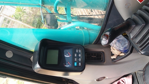 ขาย 1,690,000 KOBELCO sk 200-8 super เล่มทะเบียนภาษีไม่ขาด ไฟฟ้าครบ เครื่องดี ปั้มแรง เอวแน่น ช่วงล่างเต็ม แอร์เย็น รถสวยพร้อมใช้เอกสารพร้อมโอน รถอยู่ กทม. 090-772-3710 090-772-3708