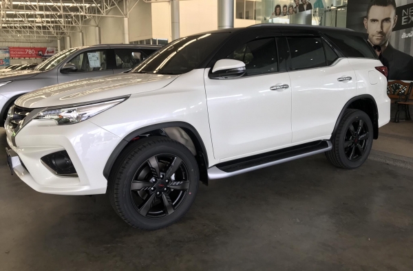 โช้คTRD ถอดป้ายแดงAll New Fortuner TRD ตัวTOPสุด
