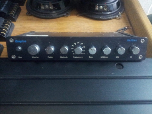 แยกขายคับชุดลำโพงปรีแอมป์ติดรถยนต์เรนโบว์ เยอรมัน