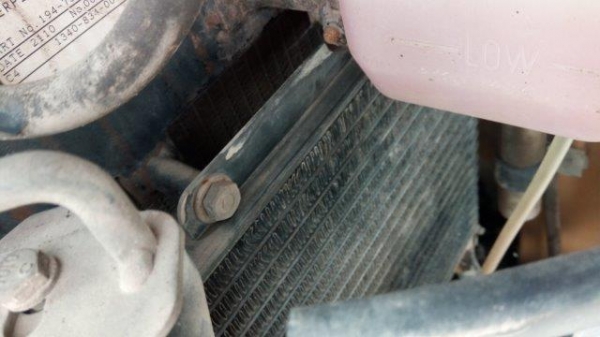 รถขุด 3 ตัน CAT303CR มือสองญี่ปุ่น