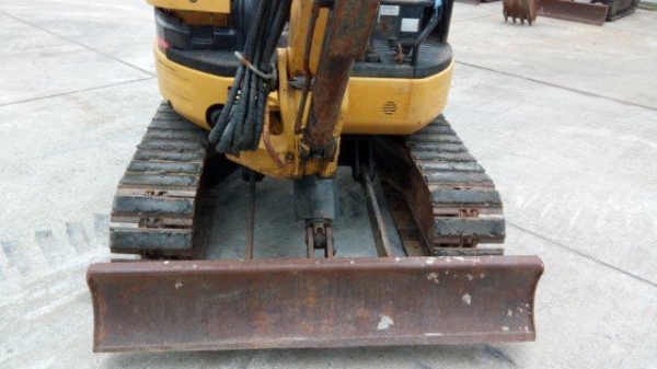 รถขุด 3 ตัน CAT303CR มือสองญี่ปุ่น