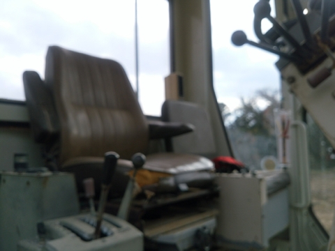 ขาย MITSUBISHI MG230 เก่านอกจากญี่ปุ่น สนใจติดต่อ อำพล 090-9694506, 080-3031241