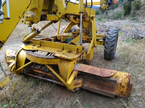 ขาย MITSUBISHI MG230 เก่านอกจากญี่ปุ่น สนใจติดต่อ อำพล 090-9694506, 080-3031241