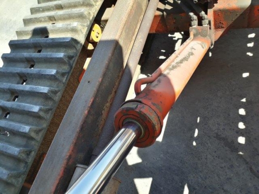 รถดั้มแทรคยาง MST600 มือสองญี่ปุ่น รถดั้มแทรคยาง MST600 มือสองญี่ปุ่น