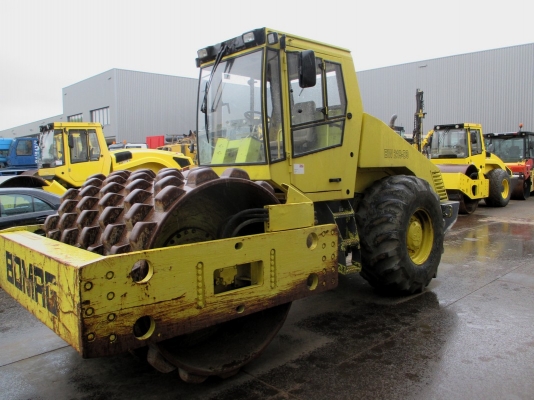 รถบด 19 ตัน BOMAG BW219PDH-3 ล้อหนาม มือสองอเมริกา