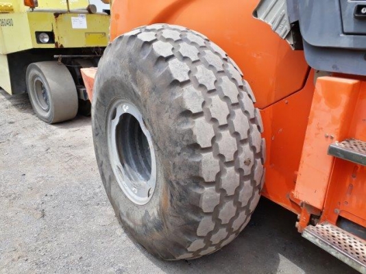 KOBELCO SK200-8 YN11 มือสองญี่ปุ่น