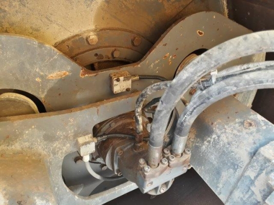 KOBELCO SK200-8 YN11 มือสองญี่ปุ่น