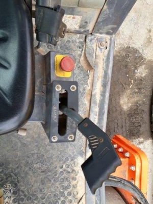 KOBELCO SK200-8 YN11 มือสองญี่ปุ่น