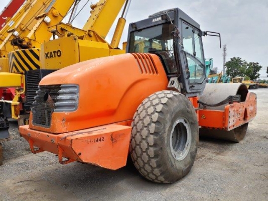 KOBELCO SK200-8 YN11 มือสองญี่ปุ่น