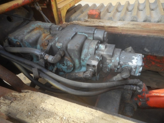 ขายรถดั้มแทรคยาง MST-600 โทร 061-4194021 พรภวิษย์