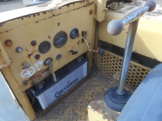 ขายรถดั้มแทรคยาง MST-600 โทร 061-4194021 พรภวิษย์