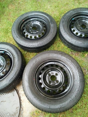 กะทะล้อ ทำอะไหล่ พร้อมยางขอบ14 ขอบ15 ขนาด 4 รู100 mm. โทร.081-427-3941 ไอดีไลน์: 0814273941