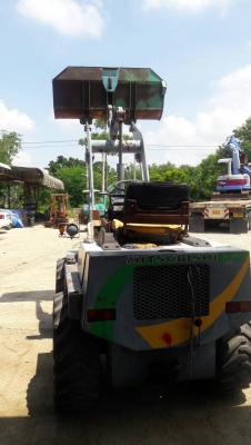 ขายรถตักล้อยาง  ยี่ห้อ MITSUBISHI  รุ่น  WS200G เครื่องยนต์  เบนซิน  4G33   แรงคล่องตัว ทุกระบบ เกียร์ทอร์ค  คอนโทรลเดียว บุ้งกี๋ ขนาด 0.5 คิว เก่านอกขายราคาถูก