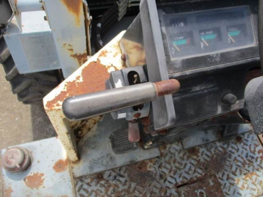 ขายรถตักล้อยาง  ยี่ห้อ MITSUBISHI  รุ่น  WS200G เครื่องยนต์  เบนซิน  4G33   แรงคล่องตัว ทุกระบบ เกียร์ทอร์ค  คอนโทรลเดียว บุ้งกี๋ ขนาด 0.5 คิว เก่านอกขายราคาถูก