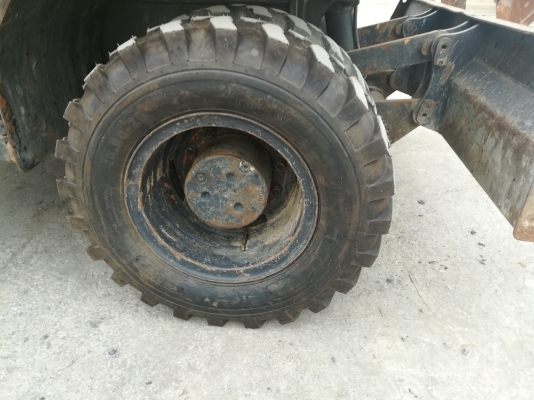 ขายรถขุดล้อยาง PW130-7 โทร 061-4194021 ภู