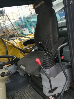 ขายรถขุดล้อยาง PW130-7 โทร 061-4194021 ภู