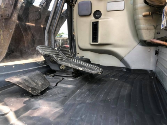 SK115-1ES YV04 KOBELCOใช้ไปแค่4600ชั่วโมง   เอกสารครบ รถสวยพร้อมใช้ @990,000บาท  สนใจโทรเลยคับ ☎ 081-989-1989 + ID LINE :rangrayong หรั่งครับ