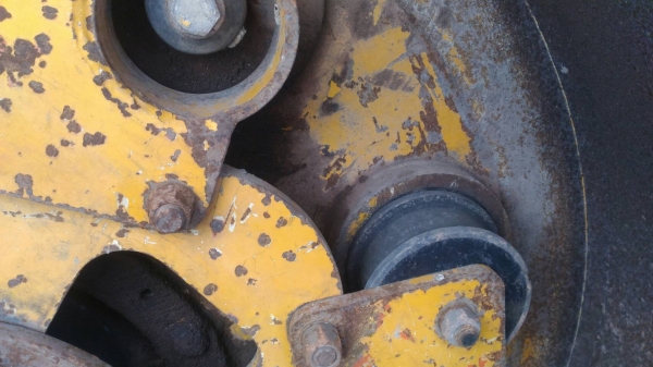 รถบดแฮม 10 ตันสั่นสะเทือนสองเปลือกสองเพลาเล่มทะเบียนราคา 680,000 รถกทม.