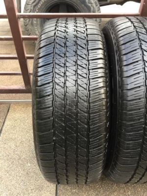 ยาง Bridgestone 265 60 18 ปี17 ดอกเต็ม ไม่มีปะ ใช้ยาว ราคาไม่แพง