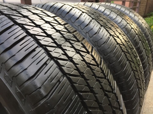 ยาง Bridgestone 265 60 18 ปี17 ดอกเต็ม ไม่มีปะ ใช้ยาว ราคาไม่แพง ยาง Bridgestone 265 60 18 ปี17 ดอกเต็ม ไม่มีปะ ใช้ยาว ราคาไม่แพง