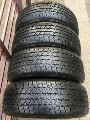 ยาง Bridgestone 265 60 18 ปี17 ดอกเต็ม ไม่มีปะ ใช้ยาว ราคาไม่แพง