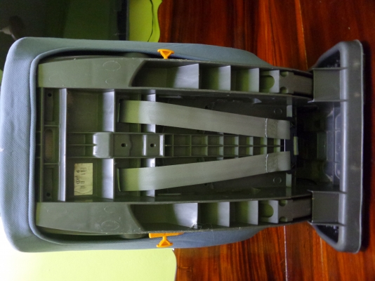 คาร์ซิท TAKATA