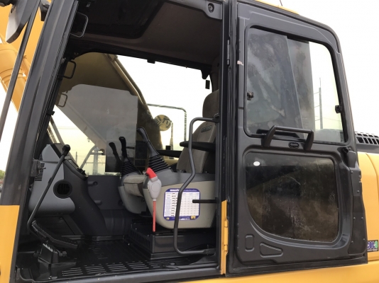 ขายรถแบคโฮ KOMATSU PC200-8MO ใช้งาน 6 พันชั่วโมง กล้องหลัง สภาพนางฟ้า