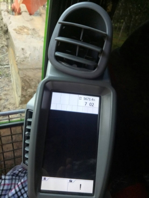 ขายรถแบคโฮ HITACHI ZX200-5G ใช้งาน 5 พันชั่วโมง สภาพนางฟ้า