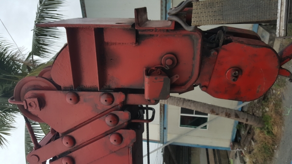 ขายเครน3.7 ตัน unic ติดรถบรรทุก