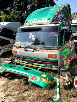 หัวเก๋งนิสสัน UD250 ราคา 65,000 บาท