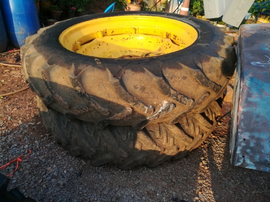 ขายถูกยางบางพร้อมกะทะเก่านอก ขายถูกยางบางพร้อมกะทะเก่านอก