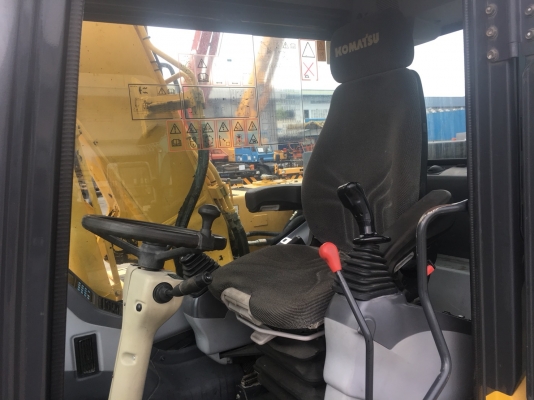 ขายรถขุดล้อยาง KOMATSU PW130-7K นำเข้าจากต่างประเทศ สนใจติดต่อ อำพล 090-9694506, 080-3031241 ขายรถขุดล้อยาง KOMATSU PW130-7K นำเข้าจากต่างประเทศ สนใจติดต่อ อำพล 090-9694506, 080-3031241