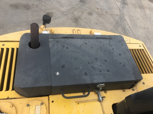 ขายรถขุดล้อยาง KOMATSU PW130-7K นำเข้าจากต่างประเทศ สนใจติดต่อ อำพล 090-9694506, 080-3031241 ขายรถขุดล้อยาง KOMATSU PW130-7K นำเข้าจากต่างประเทศ สนใจติดต่อ อำพล 090-9694506, 080-3031241