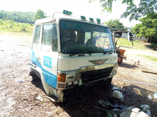 หัวเก๋งสิบล้อฮีโน่